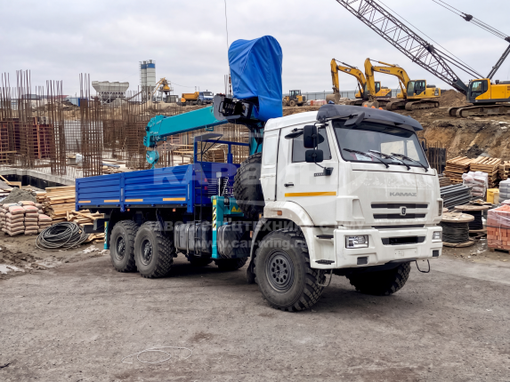 Бортовой КАМАЗ 43118 с КМУ HKTC 8016 вид №2