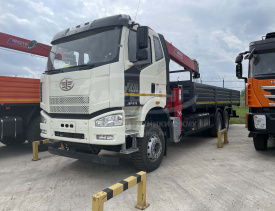Бортовой FAW CA3250 c КМУ Horyong HRS216 (420 л.с.)